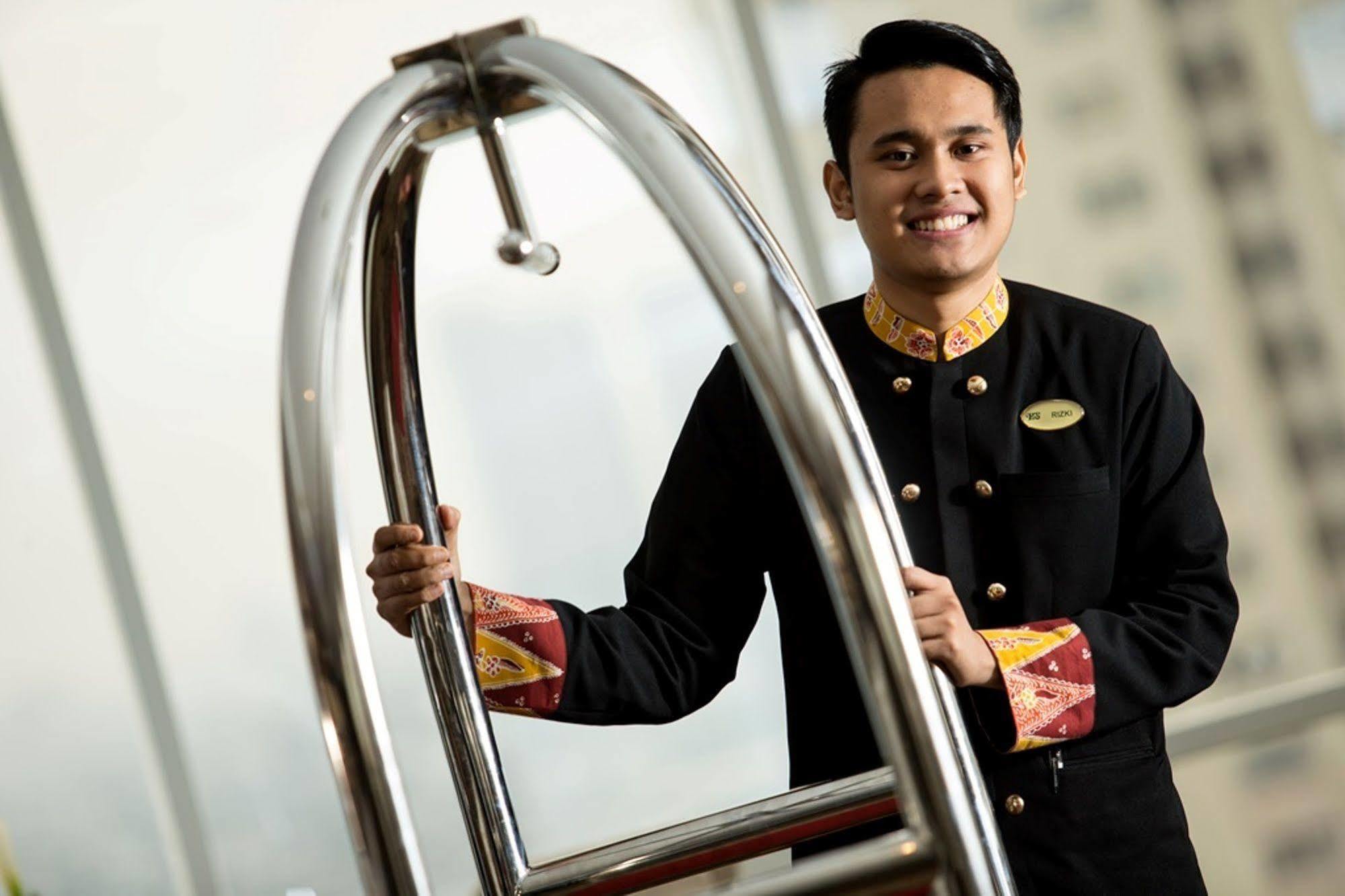 Hotel Santika Premiere Hayam Wuruk Jakarta Exterior photo